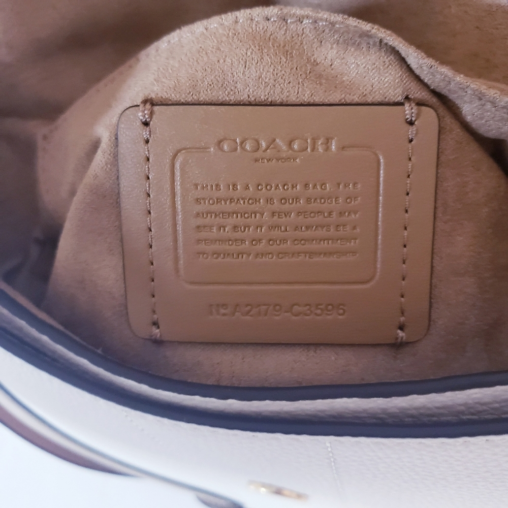 Coach Georgie Colorblock Crossbody NWT - Picture 2 of 16